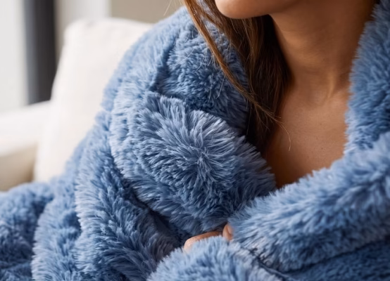 Why Do DTC Brands Source Four-Way Stretch Blanket Lines?1 faux-fur-blanket